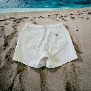 Vintage Guess Mom Jean Shorts White Size 31